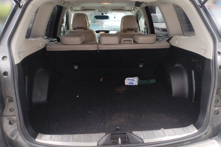 Used Subaru Forester 2013 2.5i Automatic Luxury Edition Trunk