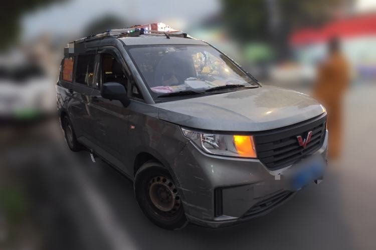 Used Wuling Hongguang PLUS 2020 1.5L Manual Standard Edition 5 Seats