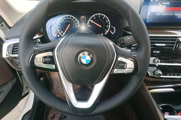 Used BMW 5 Series 2019 525Li Luxury Package