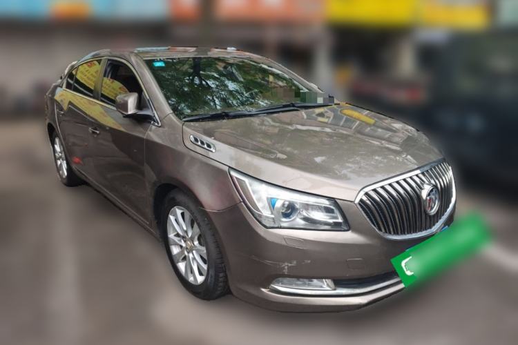 Used Buick LaCrosse 2013 2.4L SIDI Luxury Comfort Edition Front Right 45 Deg