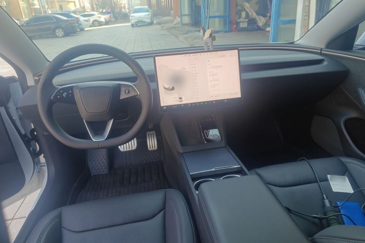 Used Tesla Model 3 2023 Long-Range All-Wheel-Drive Version
