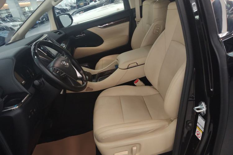 Used Toyota Alphard 2018 Revised Version 3.5L Luxury Edition