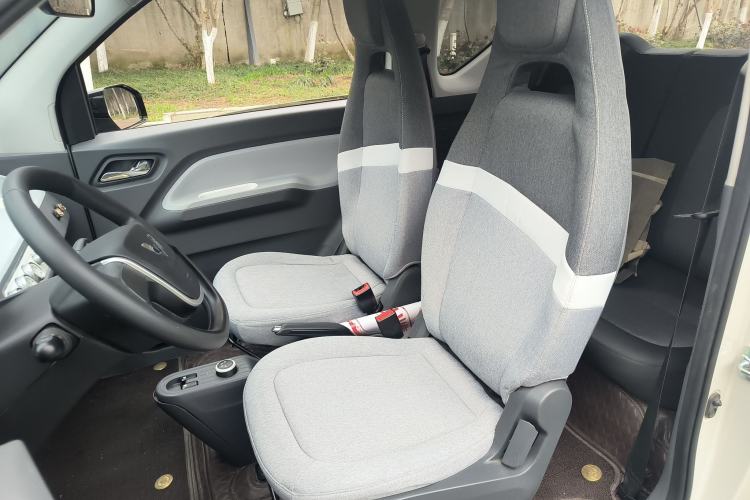 Used Wuling Hongguang MINIEV 2022 Macaron Premium Model – Lithium Iron Phosphate Driver Seat