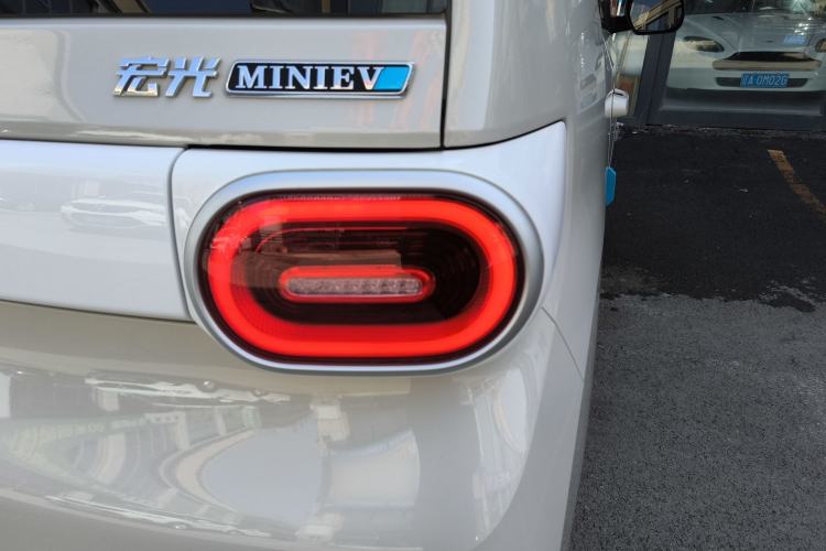 Used Wuling Hongguang MINIEV 2024 3rd Generation 215km Youth Edition Right Rear Taillight