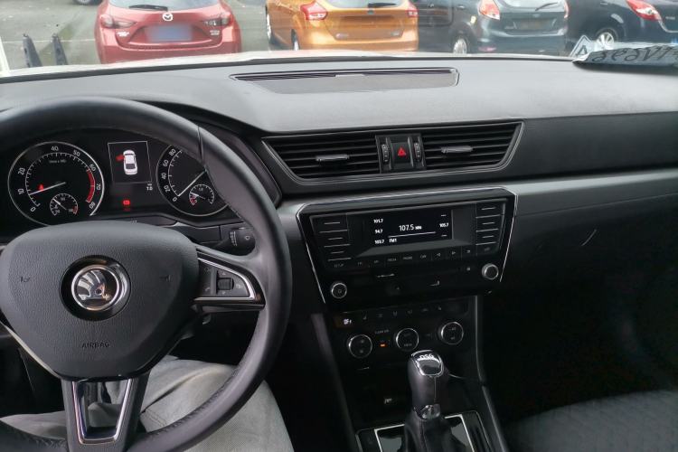 Used Skoda Superb 2016 TSI280 DSG Innovation Edition