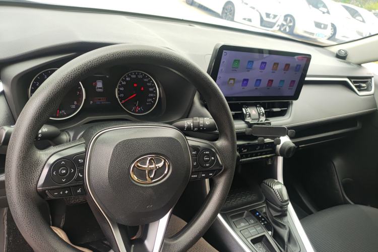 Used Toyota RAV4 2022 2.0L CVT Two-Wheel Drive Urban Edition Center Console