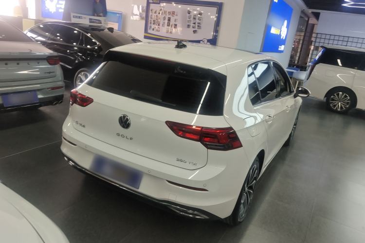 Used Volkswagen Golf 2023 Facelift 280TSI DSG Pro Rear Right 45 Deg