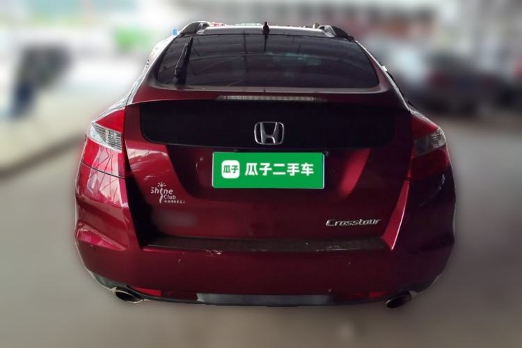 Used Honda Crosstour 2012 2.4L Luxury Edition Rear