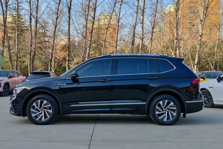 Used Volkswagen Tiguan L New Energy 2023 430 PHEV Plug-in Hybrid Prestige Edition
