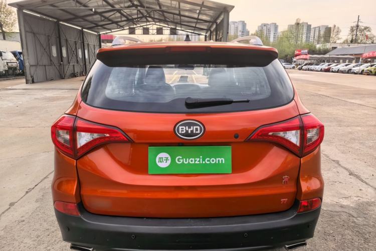 Used BYD Song 2016 GaiShi Edition 1.5TI Manual Elite Model Exterior 7