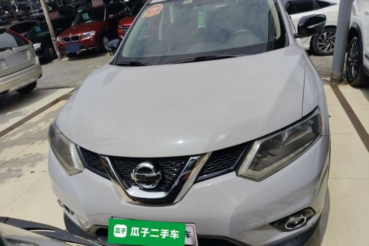 Used Nissan X-Trail 2015 2.0L CVT Comfort MAX Edition 2WD Front