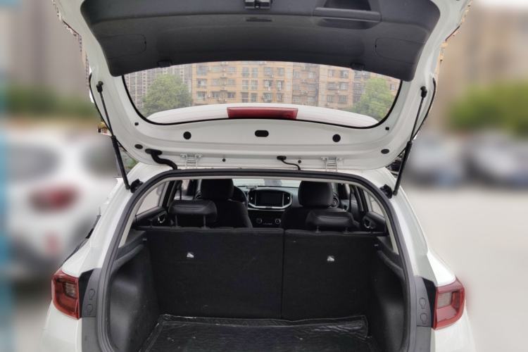 Used Kia kx1 Stonic 2019 1.4L Automatic Fun Edition China VI Trunk