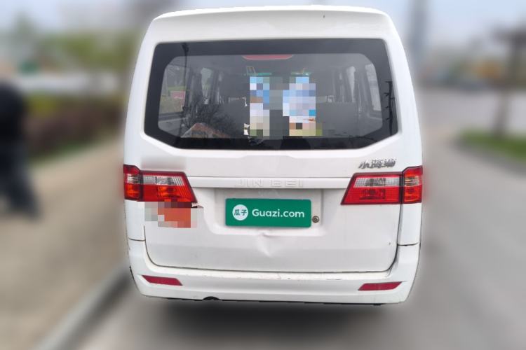 Used Jinbei Hiace X30 2024 1.5L Champion Edition Passenger Vehicle 5/6/7 Seats Rear