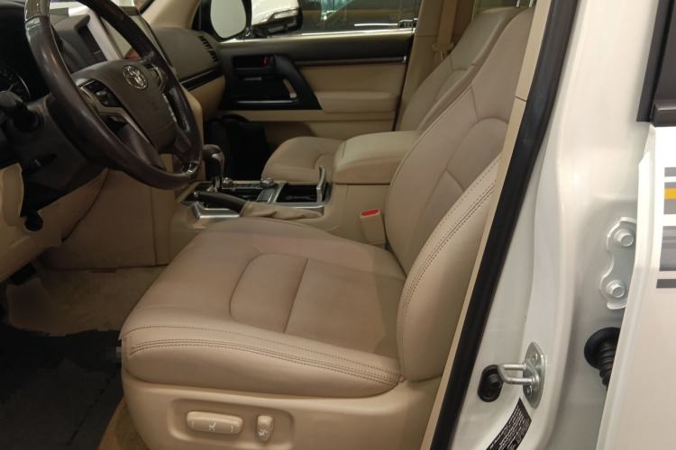 Used Toyota Land Cruiser  Left Front Seat