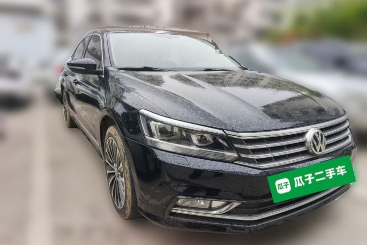 Used Volkswagen Passat 2016 330TSI DSG Prestige Edition Front Right 45 Deg