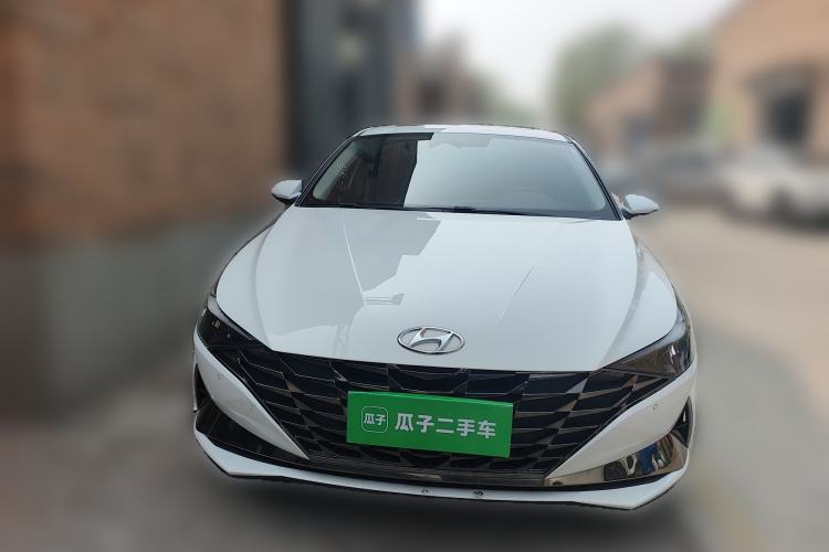 Used Hyundai Elantra 2022 1.5L CVT LUX Prestige Edition
