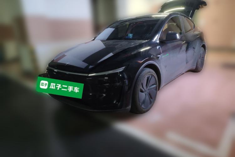 Used Tesla Model Y 2025 Rear-Wheel-Drive Version