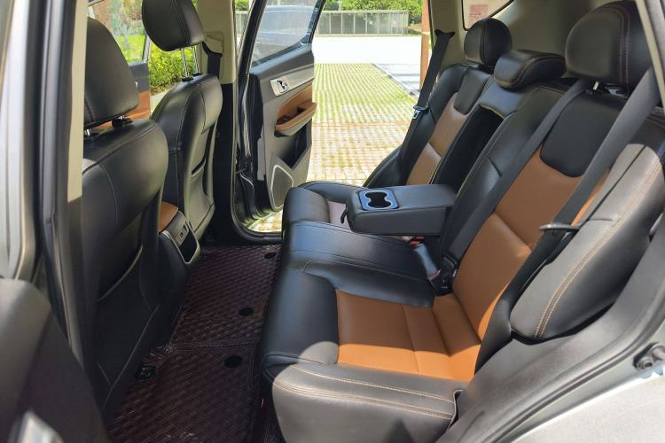 Used Geely Auto Vision X6 2018 1.4T CVT 4G Connected Flagship Edition