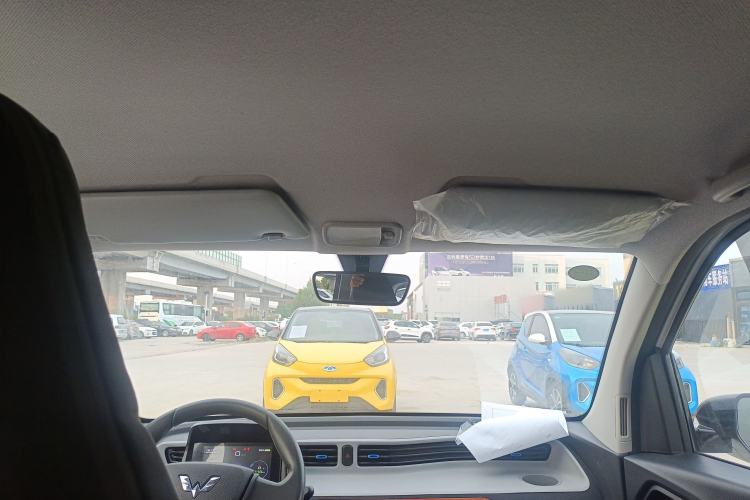 Used Wuling Hongguang MINIEV 2022 Macaron Fashion Model Lithium Iron Phosphate Headliner