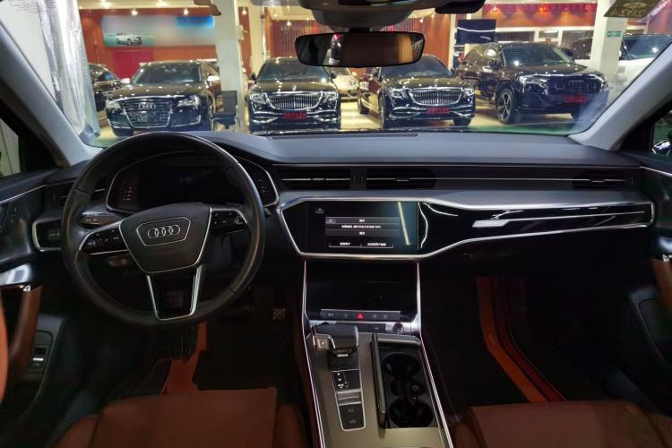 Used Audi A6L 2022 40 TFSI Luxury Prestige Edition Center Console