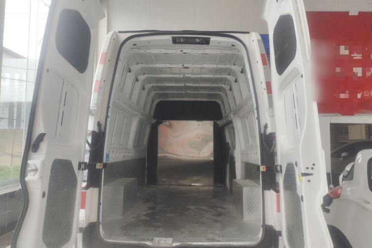 Used Farizon Super VAN 2025 Model Wealth Creation Version—Long Wheelbase High Roof 106kWh Trunk