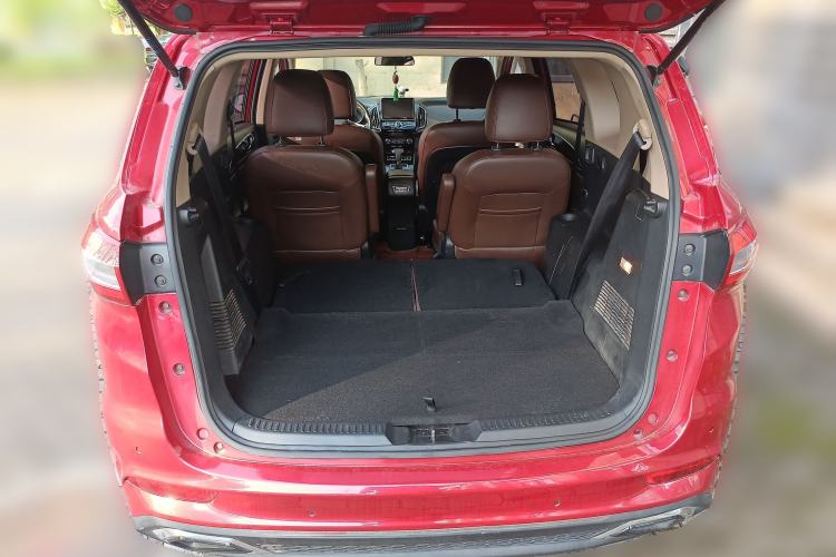 Used Lifan Auto Xuanlang 2017 1.5T Automatic Luxury Model Trunk