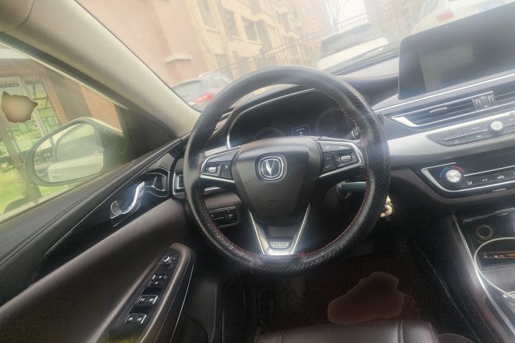 Used CHANGAN Raeton CC 2018 1.5T Automatic Elegant Version China V Standard
