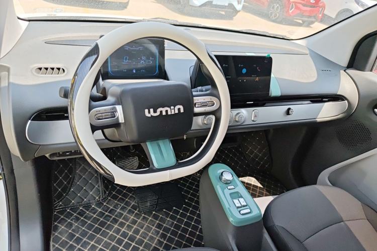 Used CHANGAN NEVO Lumin 2023 205km Xiangqin Version
