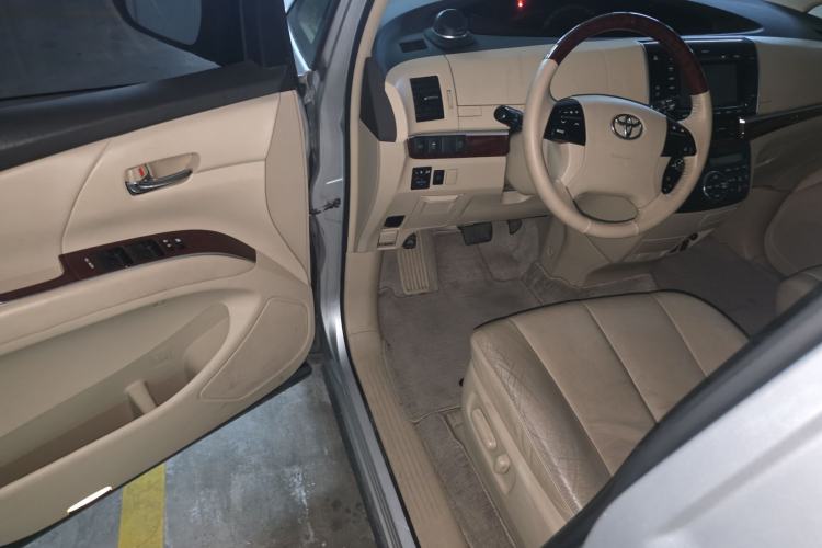 Used Toyota Previa 2012 2.4L 7-Seater Luxury Edition Driver Seat