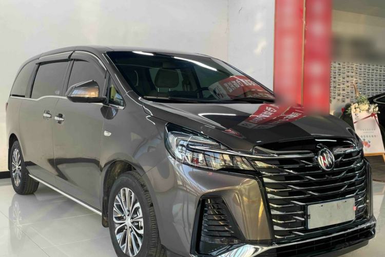 Used Buick GL8 2023 Facelifted Land Cruiser Executive Luxury Version