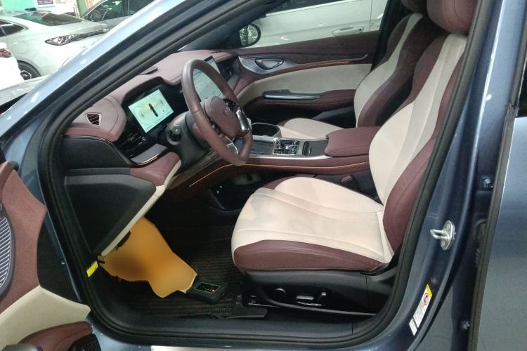 Used BYD Seal 2024 HONOR Edition DM-i 1.5T 121km Prestige Model
