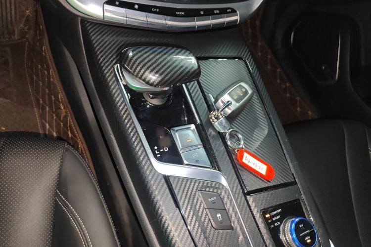 Used Geely Auto Emgrand GT New Energy 2018 1.5T PHEV Yaoxiang Edition Gear Lever