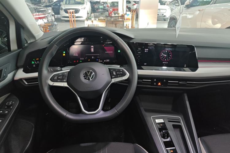 Used Volkswagen Golf 2023 Facelift 280TSI DSG Pro Steering Wheel