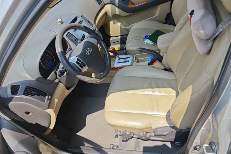 Used Hyundai Celesta 2010 1.6L AT GLS
