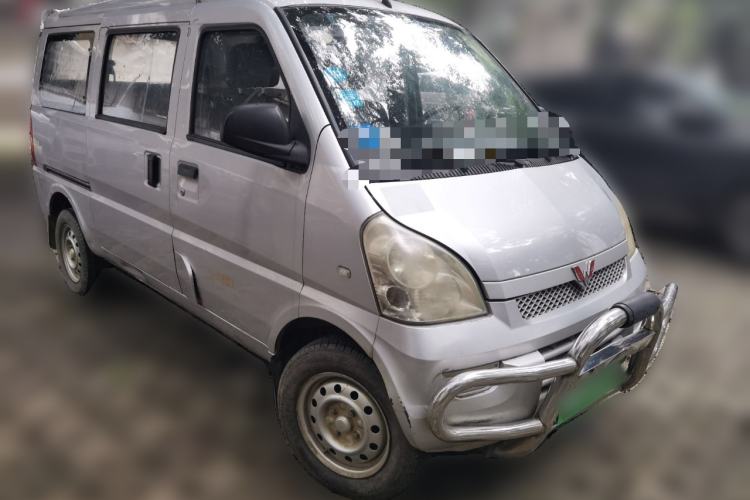 Used Wuling Rongguang 2011 1.2L Base Version
