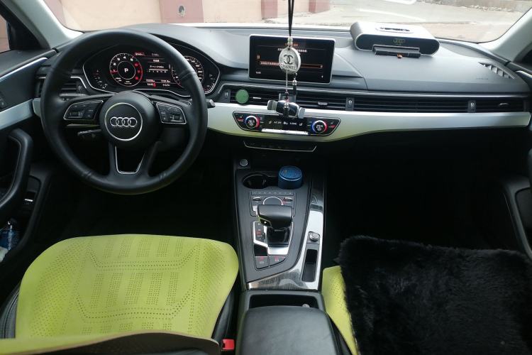 Used Audi A4L 2019 40 TFSI Fashion Edition China VI Emission Standard