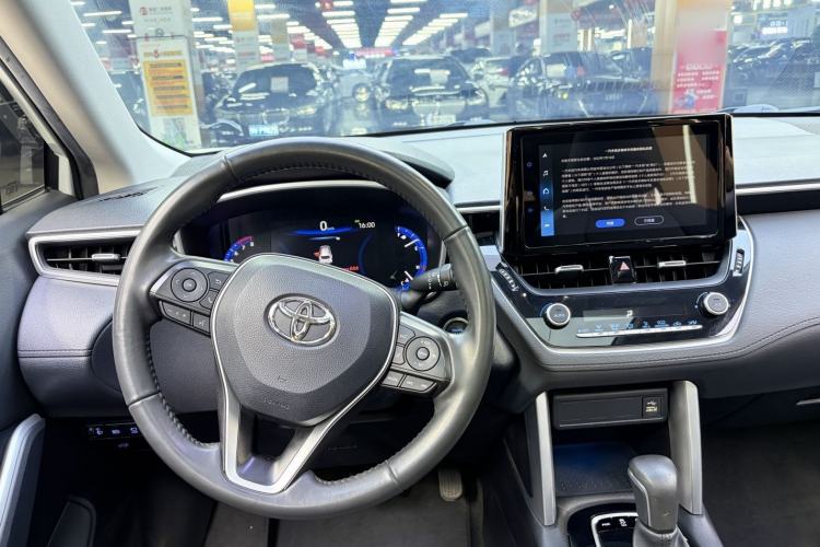 Used Toyota Corolla Cross 2022 2.0L Flagship Edition Audio And AC Panel