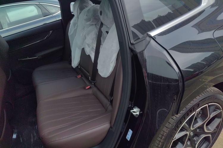 Used CHANGAN NEVO A07 2025 Blue Whale Range-Extending Version 230 Flagship Model Interior 4