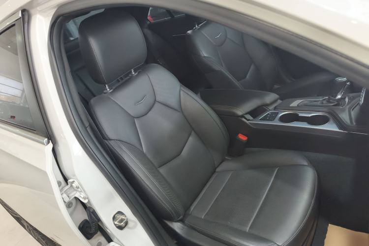 Used Cadillac CT4 2023 25T Luxury Model
