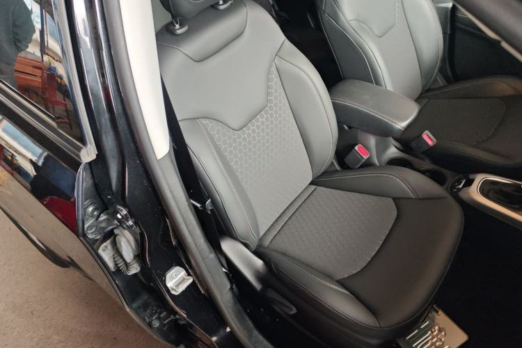 Used Jeep Compass 2020 220T Automatic Leading Edition