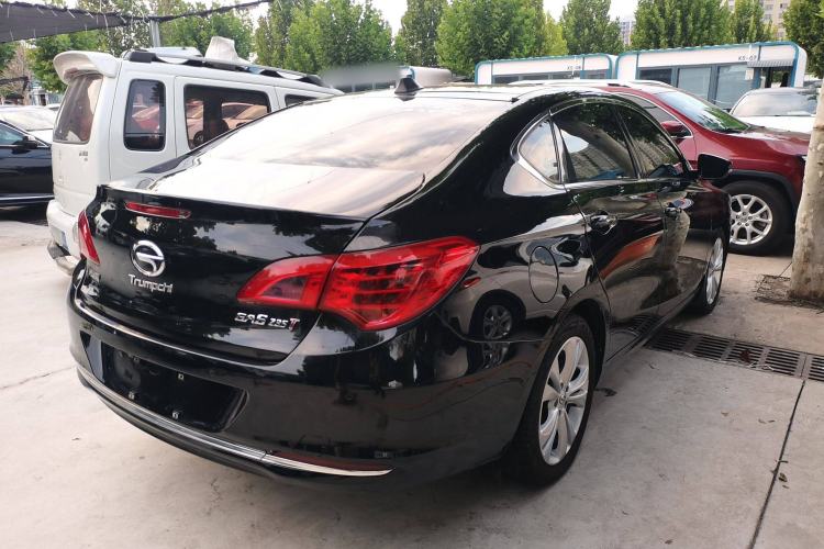 Used GAC Trumpchi GA6 2016 235T Manual Elite Edition Exterior 5