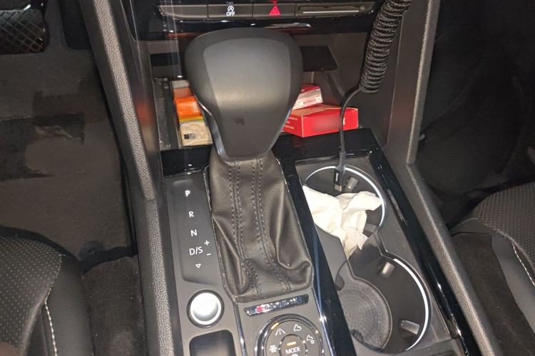 Used Volkswagen Teramont 2020 380TSI Four-Wheel Drive Luxury Version China VI Standard Gear Lever