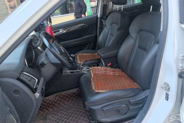 Used Haval H6 Coupe 2015 Blue-Label Facelift 2.0T Manual Two-Wheel Drive Urban Version
