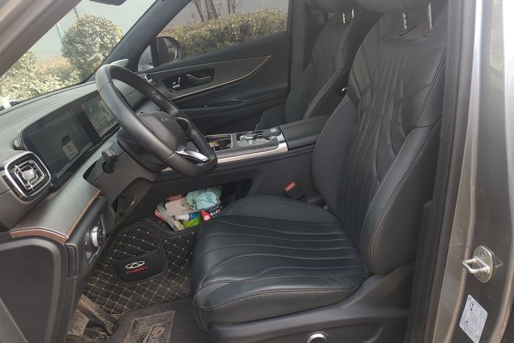 Used Chery Tiggo 9 2025 2.0T Dual-Clutch Two-Wheel Drive Luxury Edition 5 Seats