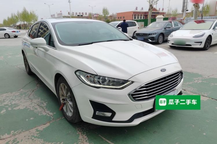 Used Ford Mondeo 2020 EcoBoost 180 Stylish Model Front Right 45 Deg