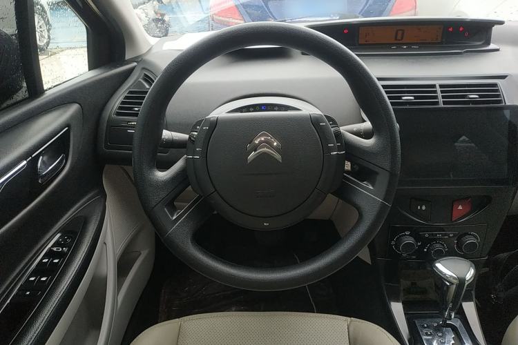 Used Citroen C-Quatre 2013 Sedan 1.6L Automatic Prestige Model Steering Wheel