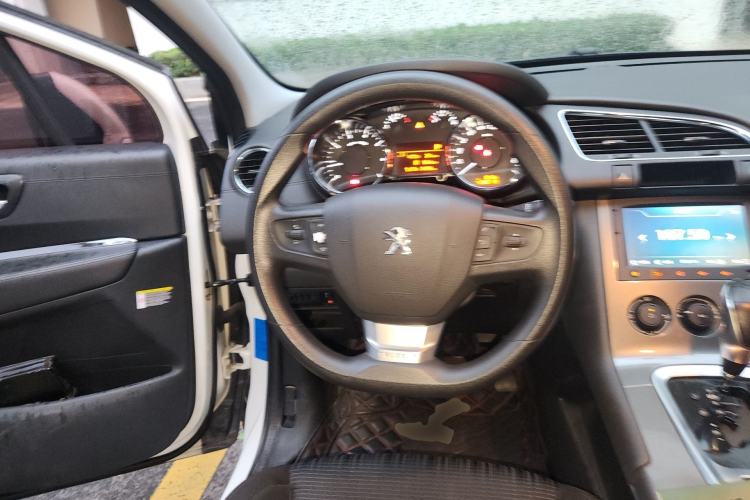 Used Peugeot 3008 2016 1.6THP Automatic Standard Edition