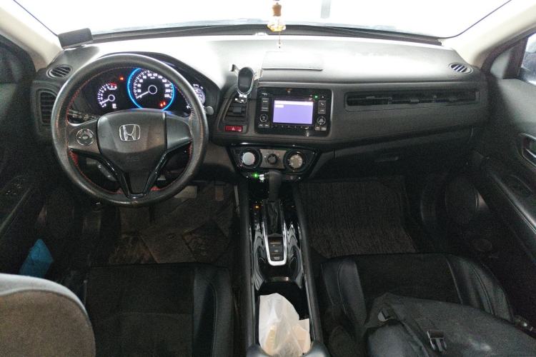 Used Honda Vezel 2017 1.5L CVT 2WD Comfort Model Center Console