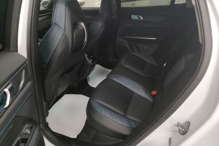 Used Lynk & Co 05 2020 2.0TD Two-Wheel Drive Shine Halo