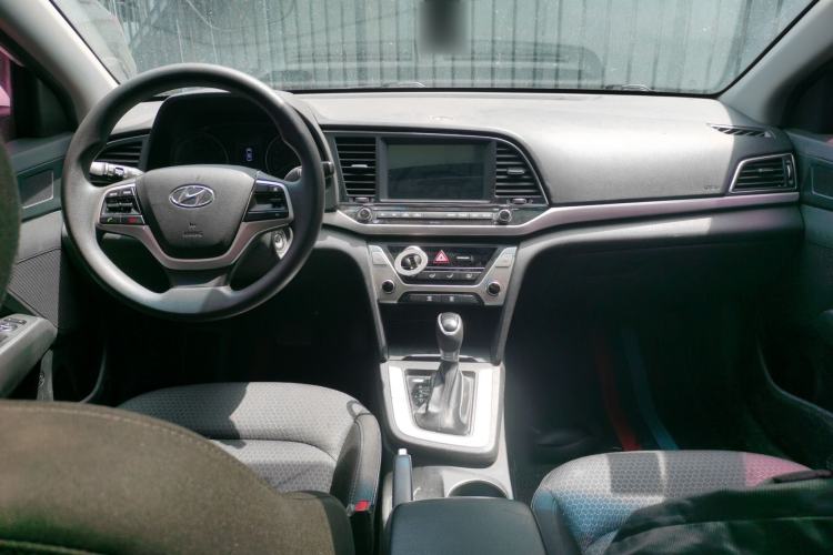 Used Hyundai Elantra (6th Generation / Lingdong) 2016 1.6L Automatic ZhiXuan – Elite Version Center Console